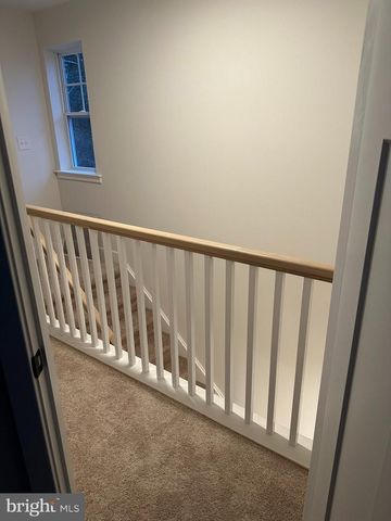 1676 MILLER AVE, West Deptford, NJ 08086