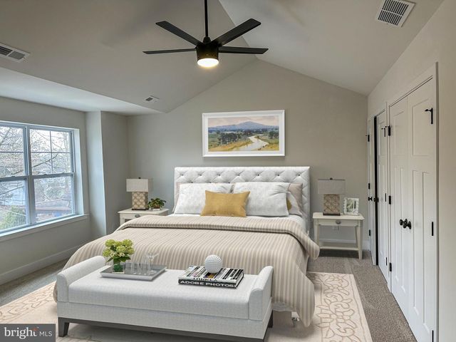 1676 MILLER AVE, West Deptford, NJ 08086