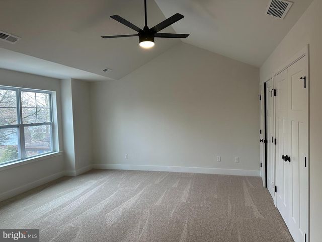 1676 MILLER AVE, West Deptford, NJ 08086