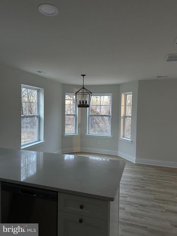 1676 MILLER AVE, West Deptford, NJ 08086