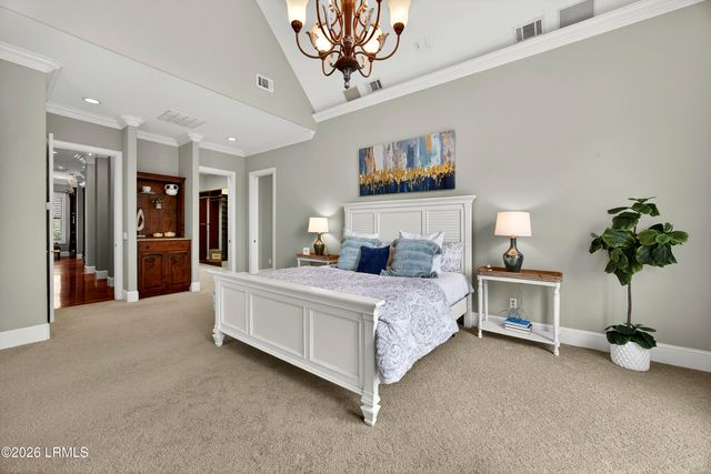 64 Crosstree Drive, Hilton Head Island, SC 29926