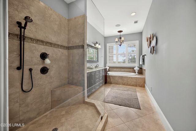 64 Crosstree Drive, Hilton Head Island, SC 29926