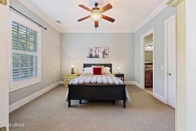 64 Crosstree Drive, Hilton Head Island, SC 29926