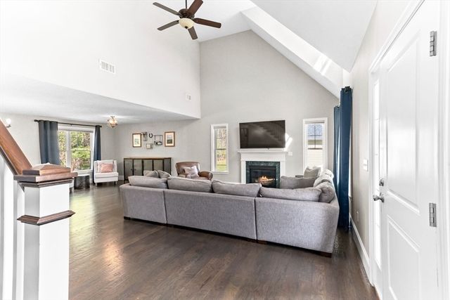 2 Waterford Circle, Dighton, MA 02715