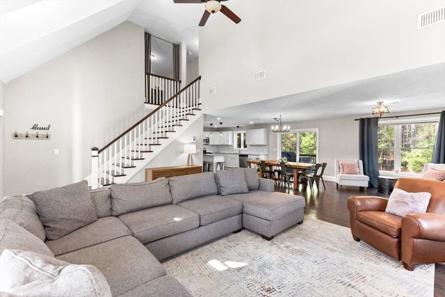 2 Waterford Circle, Dighton, MA 02715