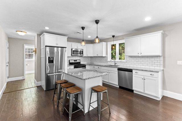 2 Waterford Circle, Dighton, MA 02715