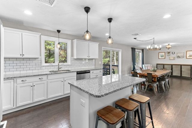 2 Waterford Circle, Dighton, MA 02715