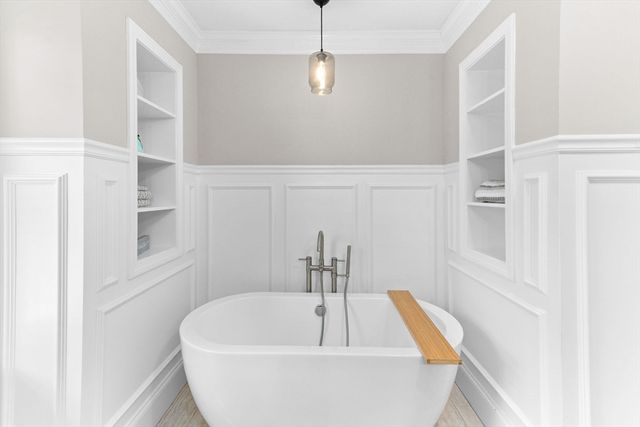 2 Waterford Circle, Dighton, MA 02715