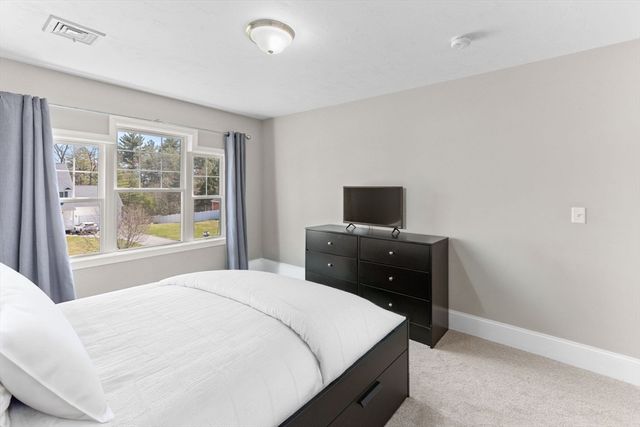 2 Waterford Circle, Dighton, MA 02715