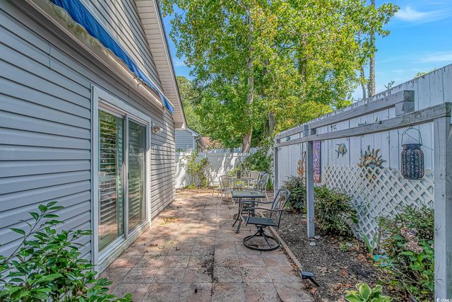 4417 Barcelona Ln., Little River, SC 29566