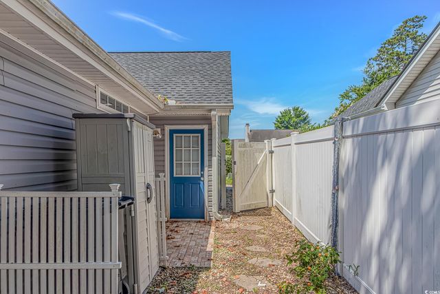 4417 Barcelona Ln., Little River, SC 29566