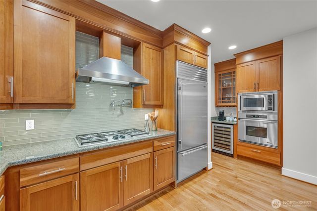 9845 NE 22nd Street, Bellevue, WA 98004
