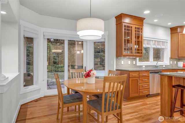 9845 NE 22nd Street, Bellevue, WA 98004