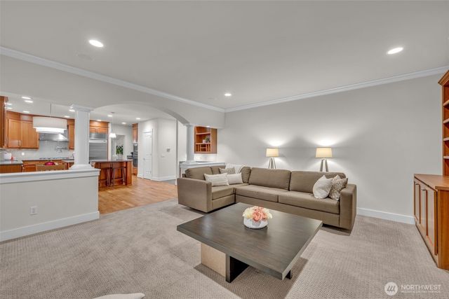 9845 NE 22nd Street, Bellevue, WA 98004