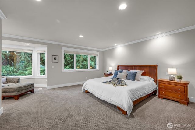 9845 NE 22nd Street, Bellevue, WA 98004