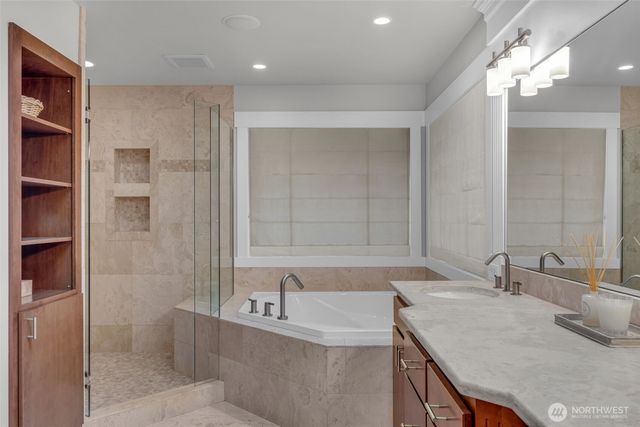 9845 NE 22nd Street, Bellevue, WA 98004