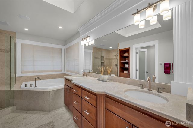 9845 NE 22nd Street, Bellevue, WA 98004