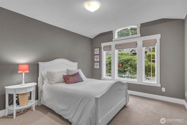 9845 NE 22nd Street, Bellevue, WA 98004