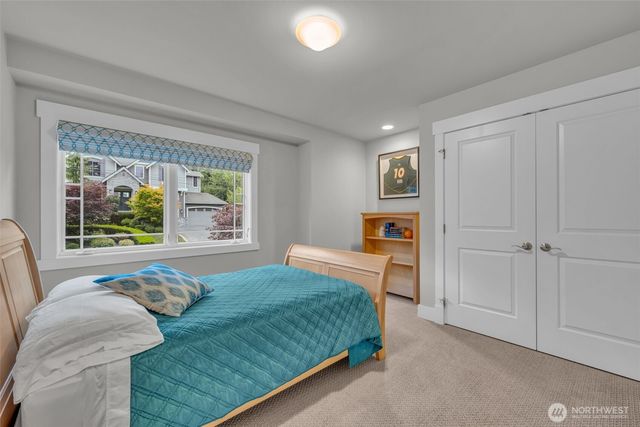 9845 NE 22nd Street, Bellevue, WA 98004