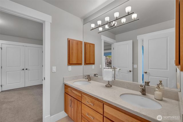 9845 NE 22nd Street, Bellevue, WA 98004