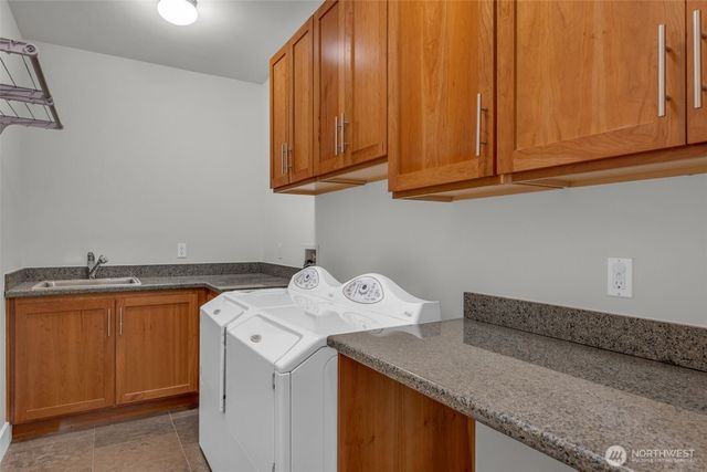 9845 NE 22nd Street, Bellevue, WA 98004