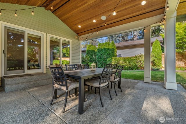 9845 NE 22nd Street, Bellevue, WA 98004