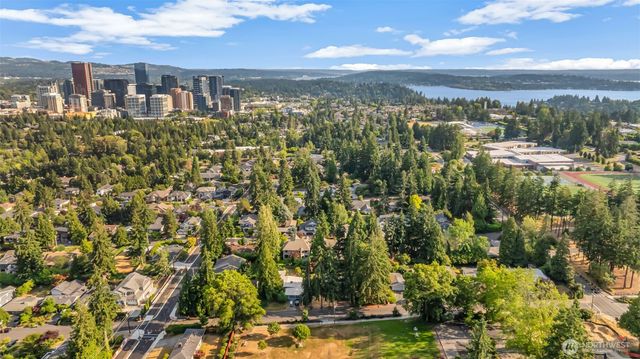 9845 NE 22nd Street, Bellevue, WA 98004