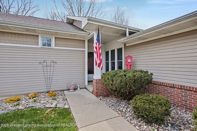 7151 Steeplechase Way 41, Lansing, MI 48917