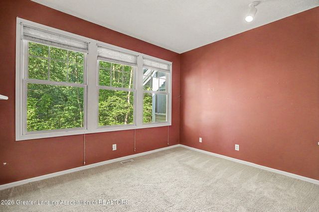 7151 Steeplechase Way 41, Lansing, MI 48917