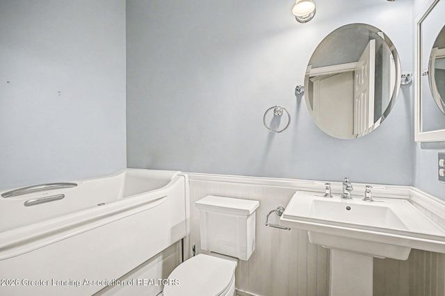 7151 Steeplechase Way 41, Lansing, MI 48917
