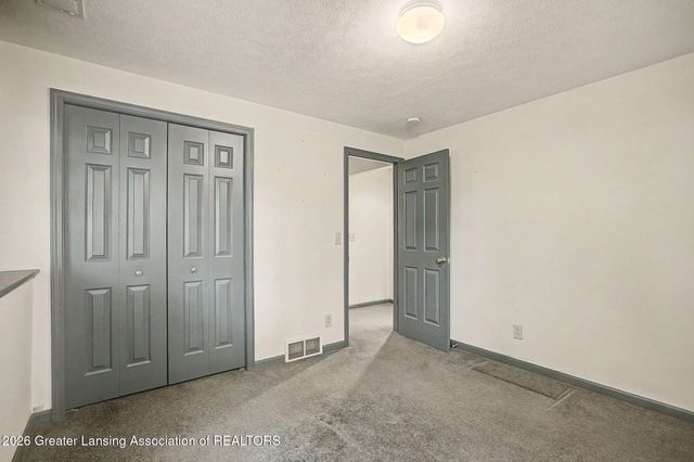 7151 Steeplechase Way 41, Lansing, MI 48917
