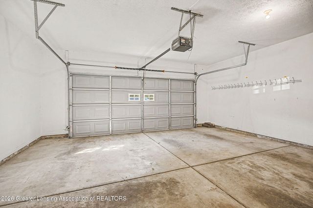 7151 Steeplechase Way 41, Lansing, MI 48917