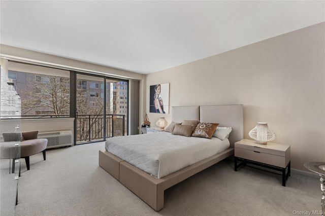 15 Stewart Place 4A, White Plains, NY 10603