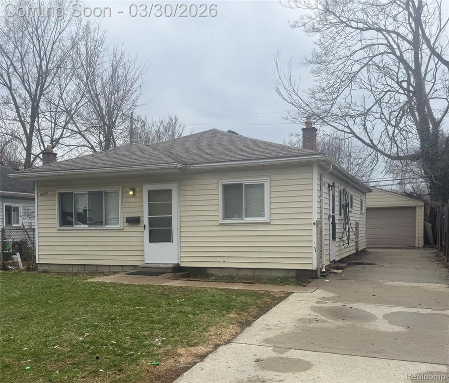 6475 N Highland Street, Dearborn Heights, MI 48127