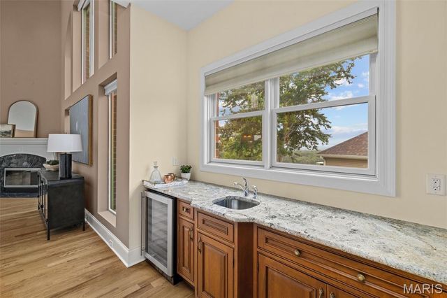 279 Greycliff Bluff Drive, St Louis, MO 63129