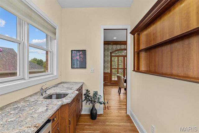 279 Greycliff Bluff Drive, St Louis, MO 63129