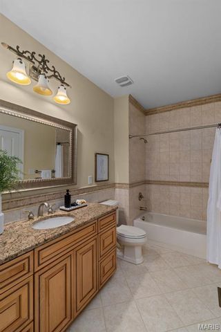 279 Greycliff Bluff Drive, St Louis, MO 63129