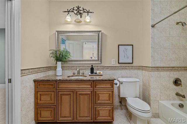 279 Greycliff Bluff Drive, St Louis, MO 63129