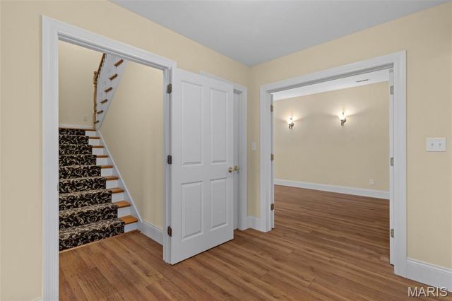 279 Greycliff Bluff Drive, St Louis, MO 63129