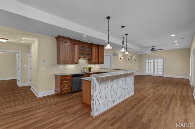 279 Greycliff Bluff Drive, St Louis, MO 63129