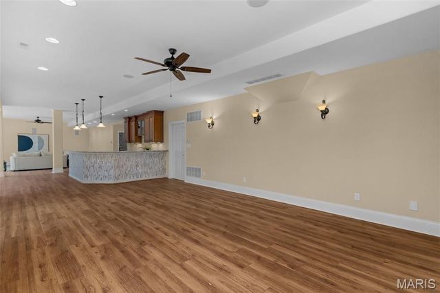279 Greycliff Bluff Drive, St Louis, MO 63129