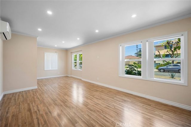 528 Ivy Street, Glendale, CA 91204