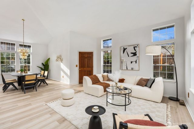 1912 Dumas Circle NE, Tacoma, WA 98422