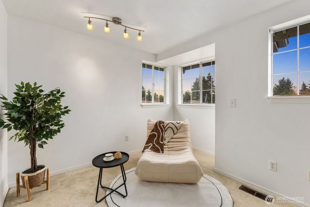 1912 Dumas Circle NE, Tacoma, WA 98422