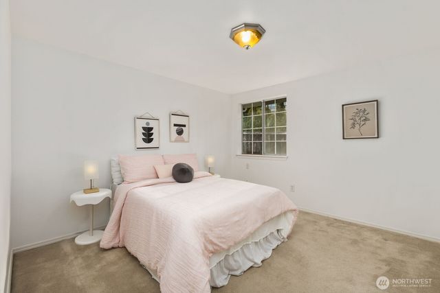 1912 Dumas Circle NE, Tacoma, WA 98422