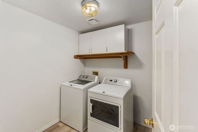 1912 Dumas Circle NE, Tacoma, WA 98422