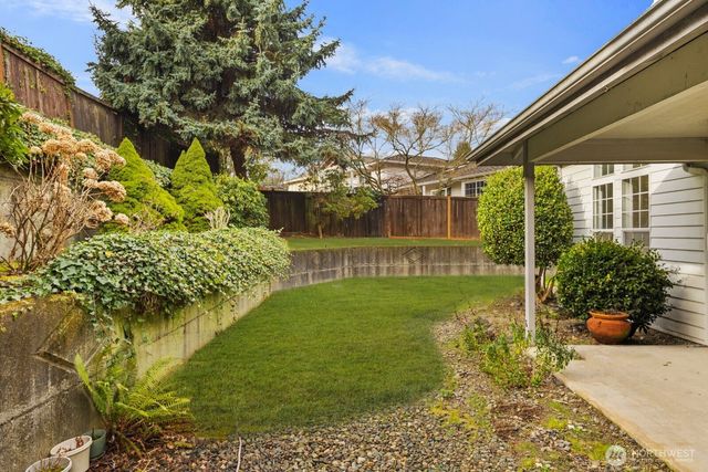 1912 Dumas Circle NE, Tacoma, WA 98422