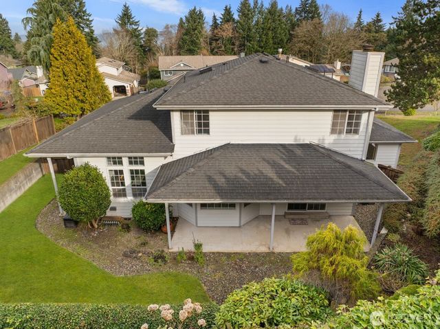 1912 Dumas Circle NE, Tacoma, WA 98422