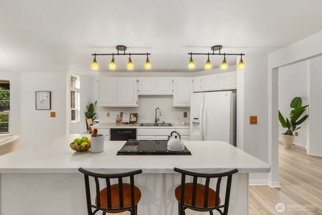 1912 Dumas Circle NE, Tacoma, WA 98422