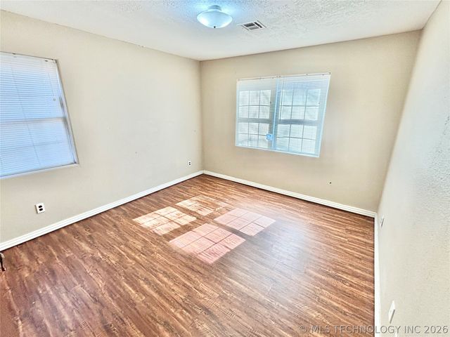 405 NW K Street, Stigler, OK 74462